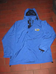 福州荣登贸易 一站式服装鞋帽零售批发专家