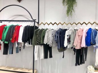 探秘广州图提莫布丁品牌尾货 服装、鞋帽、箱包及日用品采购攻略